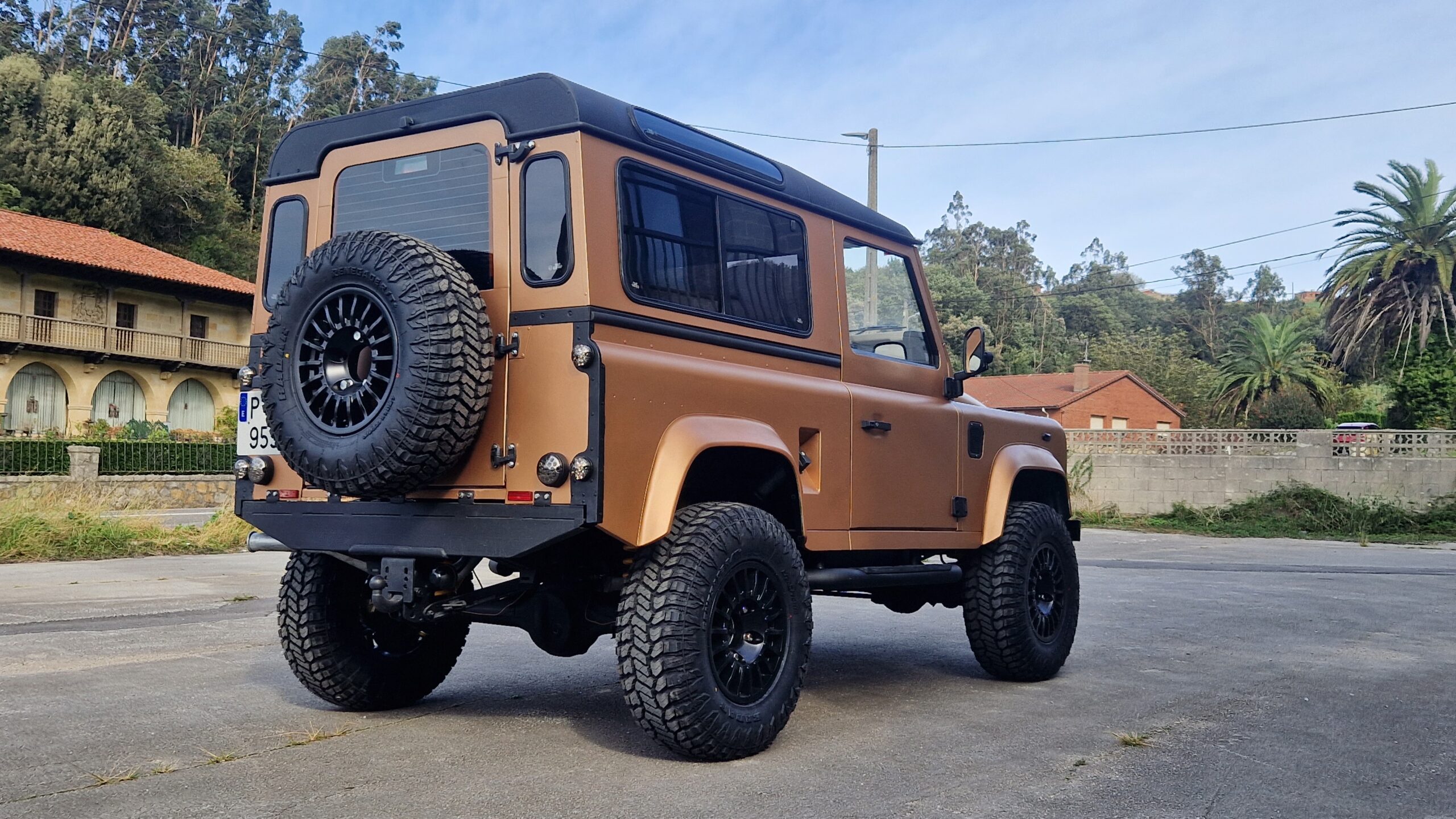 Si buscas todoterrenos, 4x4, pickups o coches/vehículos de ocasión en Cantabria has llegado al mejor sitio ya seas de Santander, Torrelavega u otro lugar.